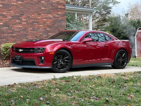 Used 2012 Chevrolet Camaro ZL1 image 8