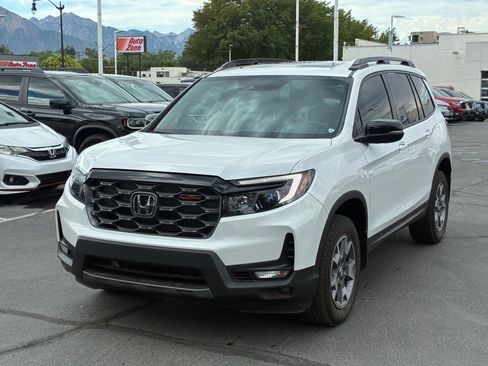 Used 2022 Honda Passport TrailSport image 10