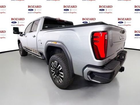 Used 2025 GMC Sierra 3500 Denali Ultimate AWD/4WD image 6