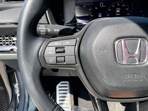 Used 2024 Honda Accord Sport image 18