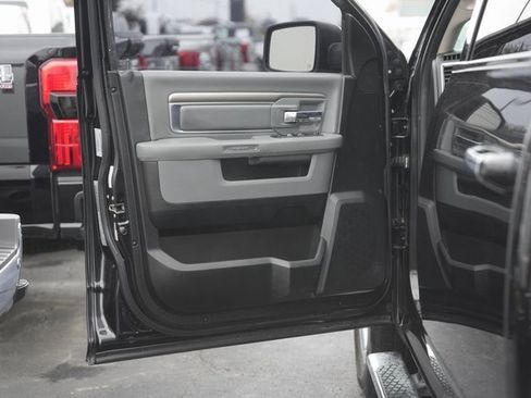 Used 2017 RAM 1500 Lone Star image 29