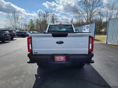 Certified 2025 Ford F250 XL w/ XL Off-Road Package image 4