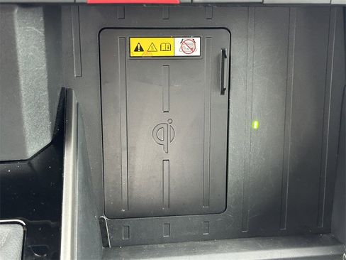 Used 2023 Toyota Tundra Limited image 32