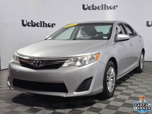 Used 2013 Toyota Camry LE FWD image 3