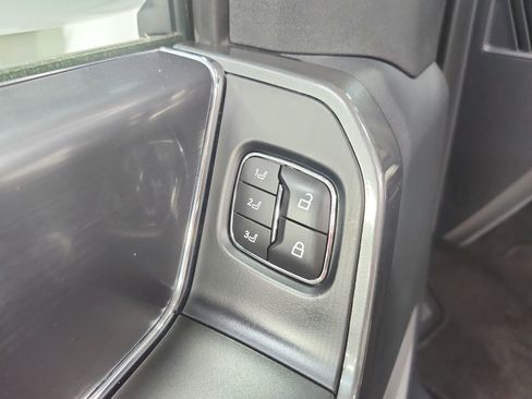 Used 2023 Ford F150 Lariat w/ Equipment Group 502A High image 21