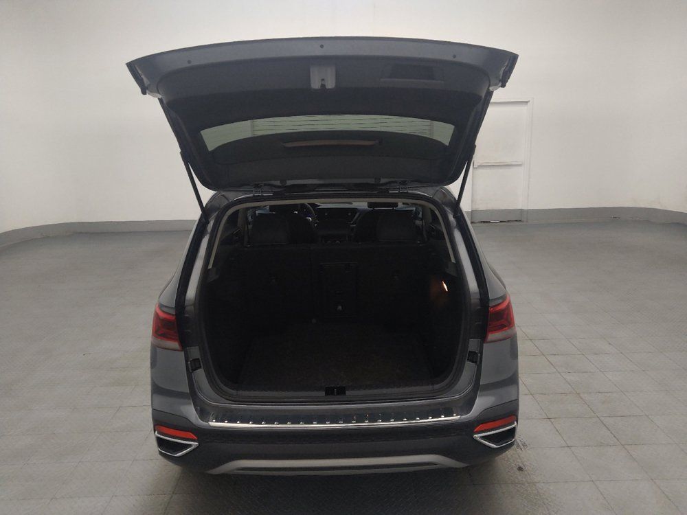 Used 2023 Volkswagen Taos SE FWD image 29