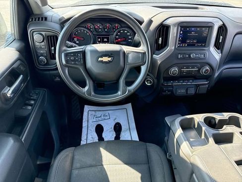 Used 2023 Chevrolet Silverado 1500 Custom image 14