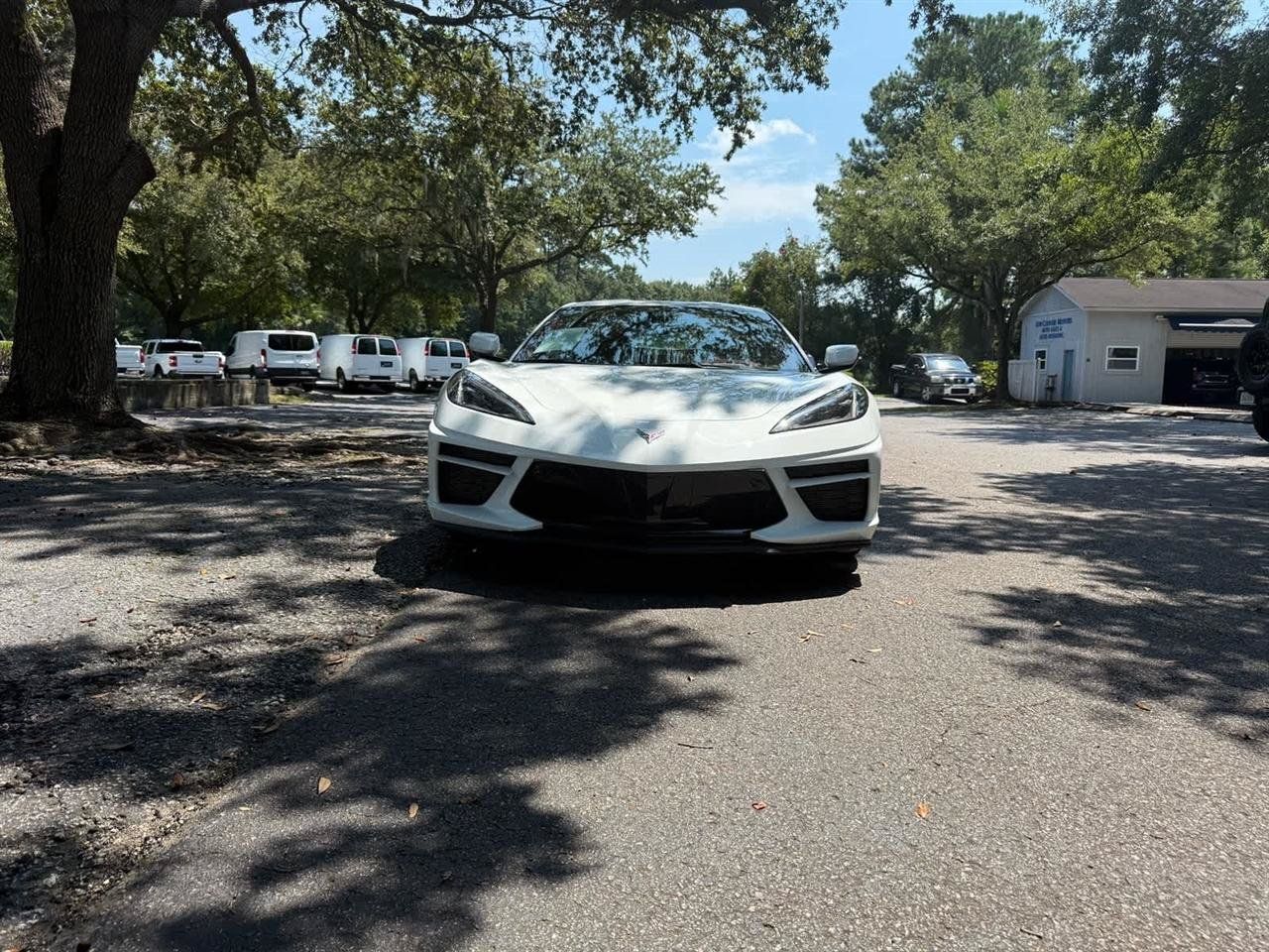 Used 2020 Chevrolet Corvette Stingray Premium Cpe w/ 3LT Preferred Equipment Group RWD image 2