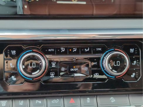 New 2026 GMC Sierra 2500 Denali Ultimate image 12