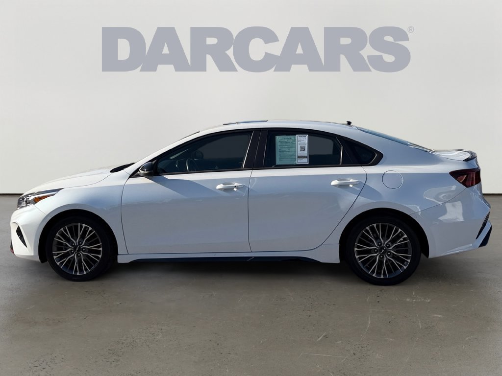 Used 2023 Kia Forte GT-Line w/ GT-Line Premium Package FWD image 4