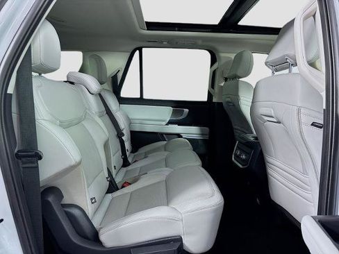 Certified 2025 Ford Expedition Max Platinum AWD/4WD image 30