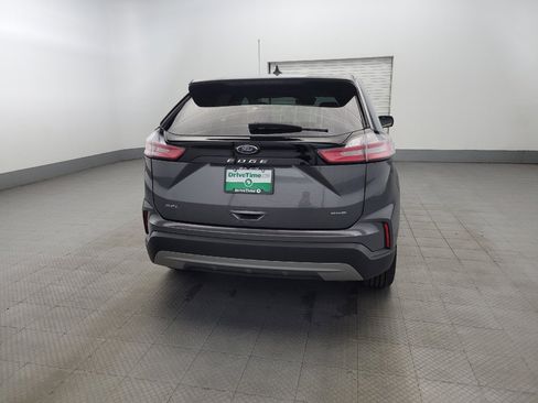 Used 2024 Ford Edge SEL image 7
