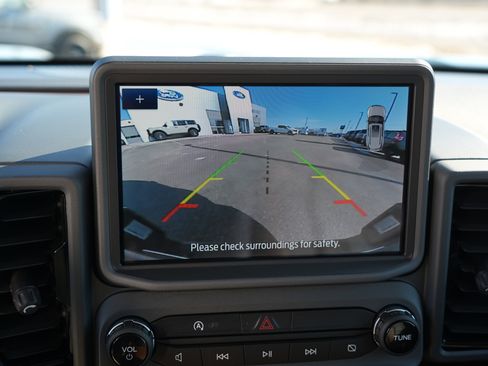 Used 2023 Ford Bronco Sport Outer Banks w/ Tech Package image 36