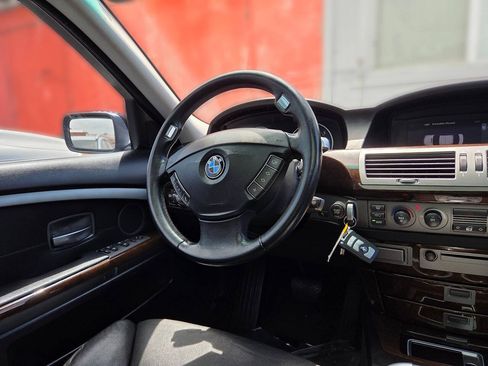 Used 2005 BMW 745Li RWD image 11