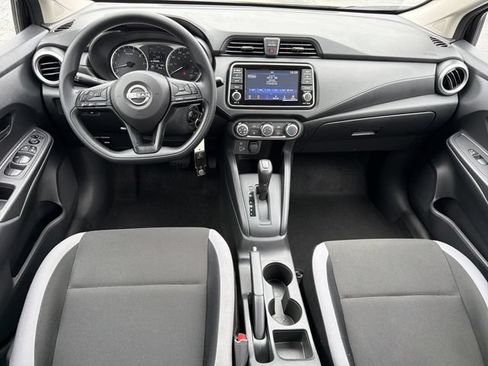 Used 2025 Nissan Versa S w/ Trunk Package FWD image 14