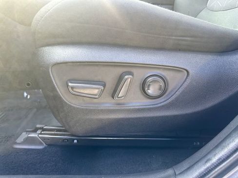 Used 2024 Toyota RAV4 XLE image 30