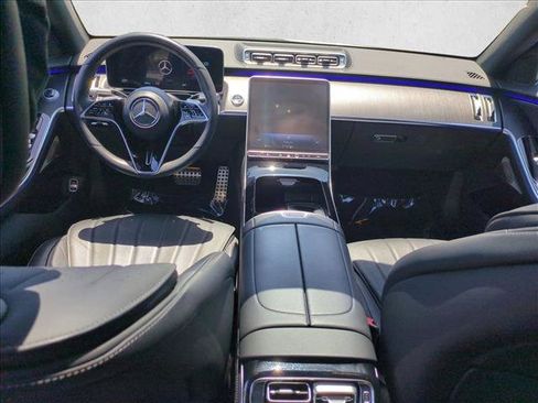 Used 2022 Mercedes-Benz S 500 4MATIC image 19