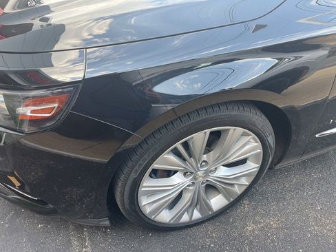 Used 2018 Chevrolet Impala Premier w/ Premier Confidence Package FWD image 2