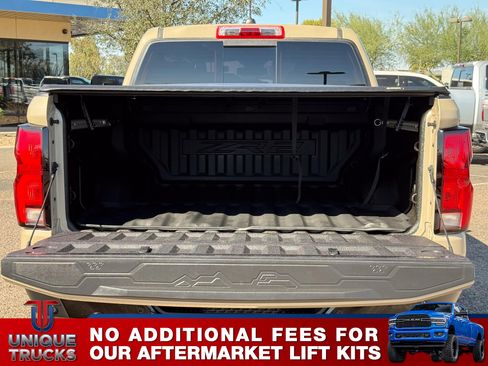 Used 2024 Chevrolet Colorado ZR2 w/ Technology Package image 7