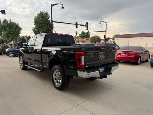 Used 2019 Ford F250 Lariat w/ Lariat Ultimate Package image 5