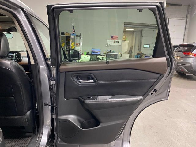 Certified 2023 Nissan Rogue SL w/ SL Premium Package AWD/4WD image 26