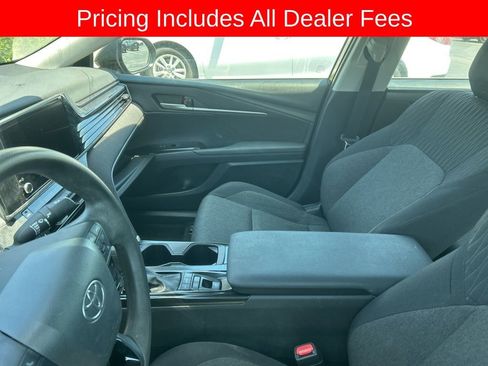 Used 2025 Toyota Camry LE FWD image 9