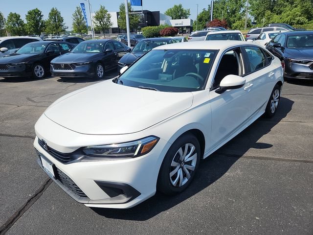 Used 2024 Honda Civic LX image 3