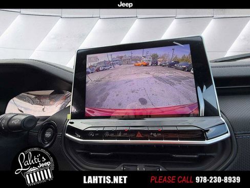 New 2026 Jeep Compass Limited image 15