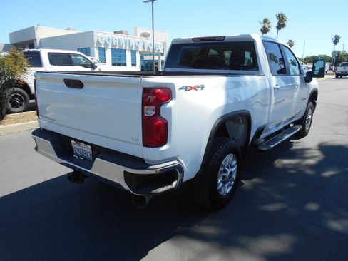 Used 2024 Chevrolet Silverado 2500 LT AWD/4WD image 6