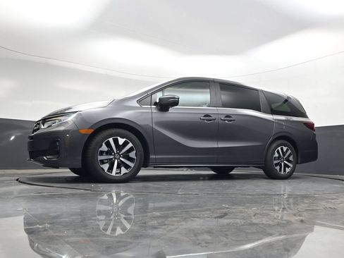 Used 2025 Honda Odyssey EX-L image 40