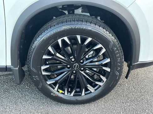 New 2026 Nissan Rogue SV image 12