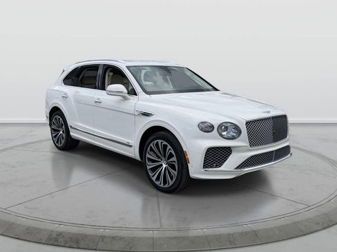 Used 2022 Bentley Bentayga AWD/4WD image 1