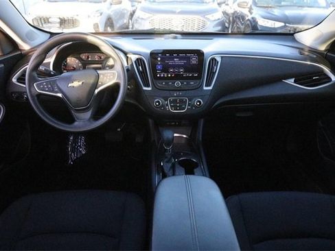 Used 2024 Chevrolet Malibu LT image 19