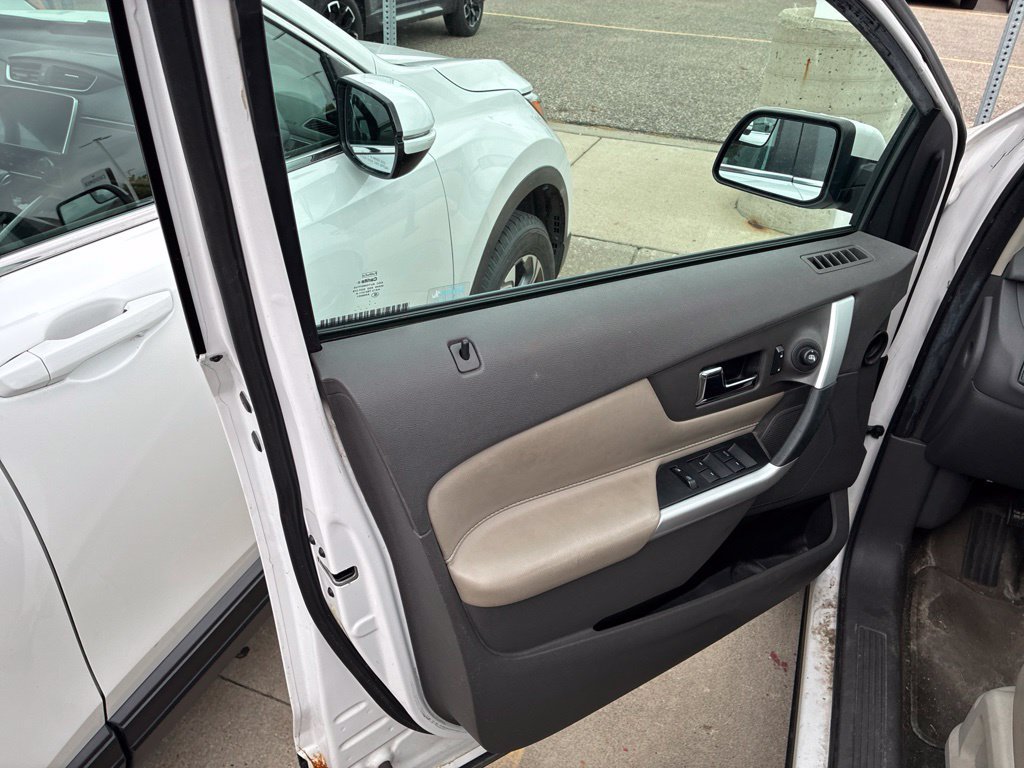 Used 2013 Ford Edge SEL AWD/4WD image 11