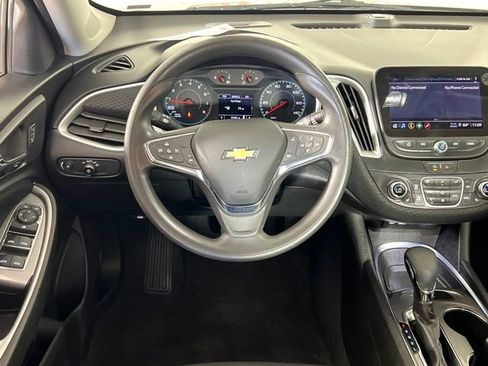 Used 2023 Chevrolet Malibu LT image 15