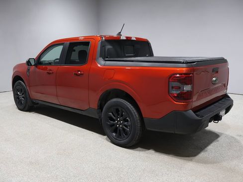 Used 2024 Ford Maverick Lariat w/ Black Appearance Package image 9