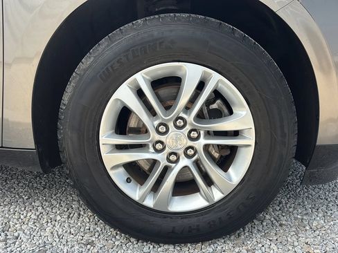 Used 2018 Buick Enclave Essence AWD/4WD image 10