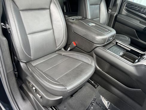 Used 2022 GMC Yukon Denali w/ Max Trailering Package AWD/4WD image 27
