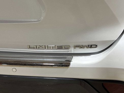 Used 2023 Toyota Highlander Limited AWD/4WD image 28
