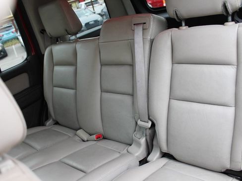 Used 2008 Ford Explorer XLT image 28