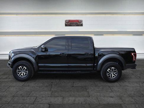 Used 2017 Ford F150 Raptor w/ Equipment Group 802A Luxury AWD/4WD image 4