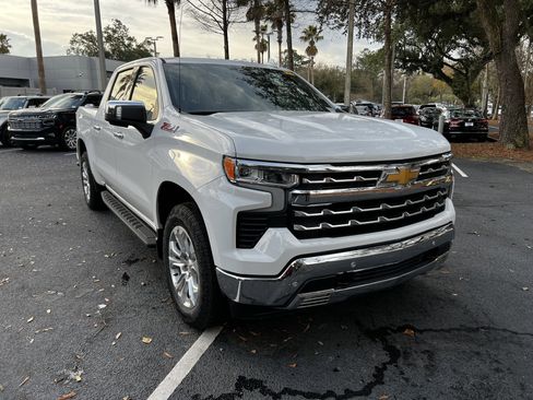 Used 2024 Chevrolet Silverado 1500 LTZ w/ Technology Package image 2