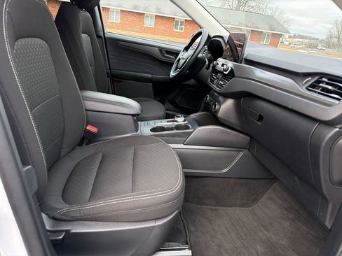 Used 2025 Ford Escape Active image 18