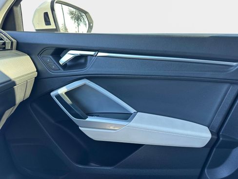 Used 2021 Audi Q3 2.0T Premium image 24