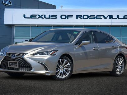 Used 2021 Lexus ES 300h w/ Premium Package