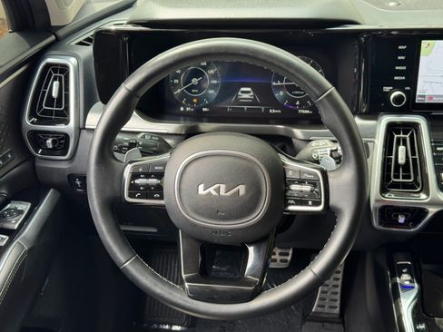 Used 2022 Kia Sorento SX FWD image 20