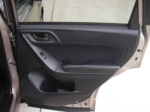 Used 2016 Subaru Forester 2.5i Premium w/ Popular Package #1 image 30