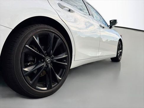 Certified 2023 Lexus ES 350 F Sport w/ Accessory Package (Z2) FWD image 7