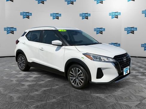 Used 2023 Nissan Kicks SV FWD image 7
