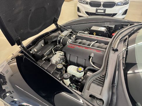 Used 2007 Chevrolet Corvette Coupe image 17